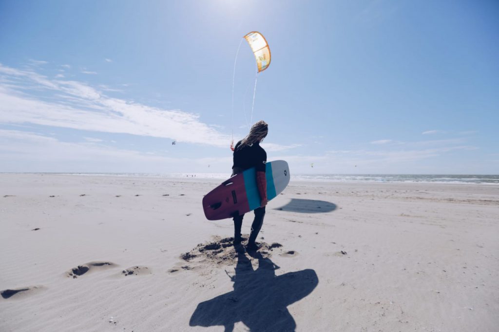 Kiteboard lesson at Noordzeespot