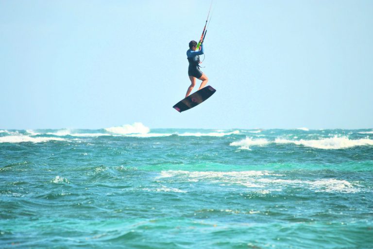 Kiteboarding with a rented kiteboard